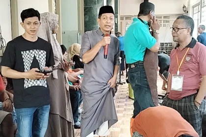 Panitia Kurban Masjid Raudhatul Muflihien sukses melaksanakan penyembelihan 11 ekor sapi dan membagikan daging kurban kepada masyarakat di Kecamatan Bontoala, Makassar.