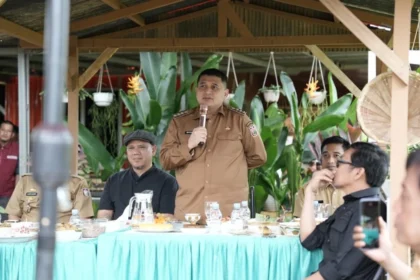 Wali Kota Makassar Munafri Arifuddin menghadiri kegiatan urban farming