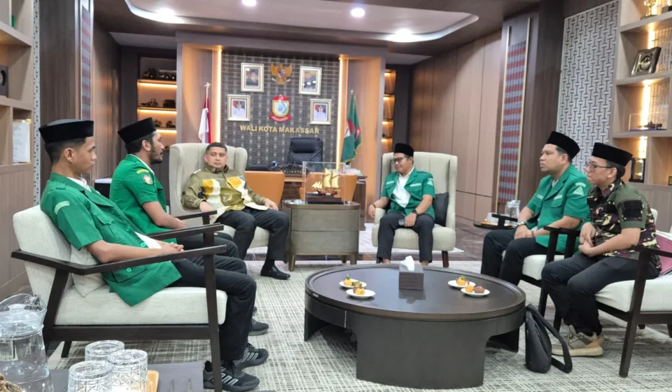 Ketua PW GP Ansor Sulsel Muhammad Ridwan Yusuf saat melakukan koordinasi pelaksanaan PKN dan Susbanpim bersama Wali Kota Makassar.