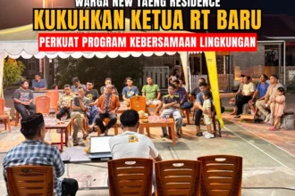 Warga New Taeng Residence menggelar musyawarah dan mengukuhkan Ketua RT baru, Gowa.